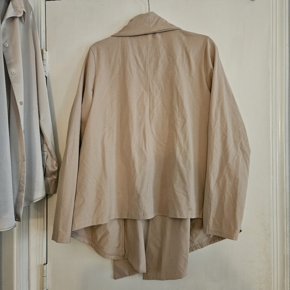 Pact Airport Super Soft Cardigan Tan XL - Picture 3 of 7